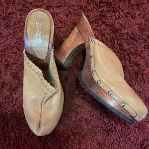 Cool clog shoes